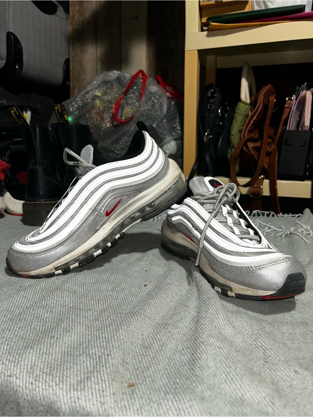 Nike Men’s Silver/White/Red Air Max 97 Sneakers